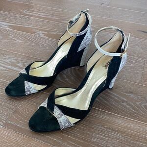 Carlos Santana Black and Cream Wedge Sandals